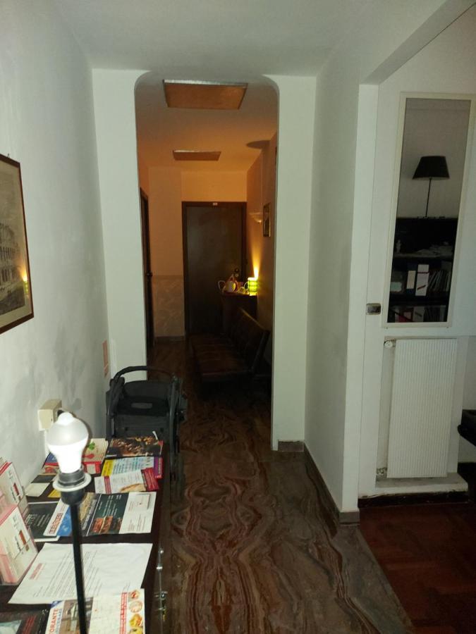 רומא Vatican Rooms Guest House מראה חיצוני תמונה