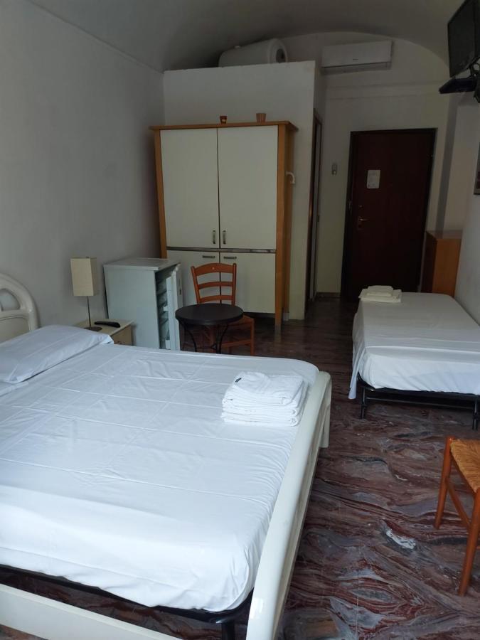 רומא Vatican Rooms Guest House מראה חיצוני תמונה