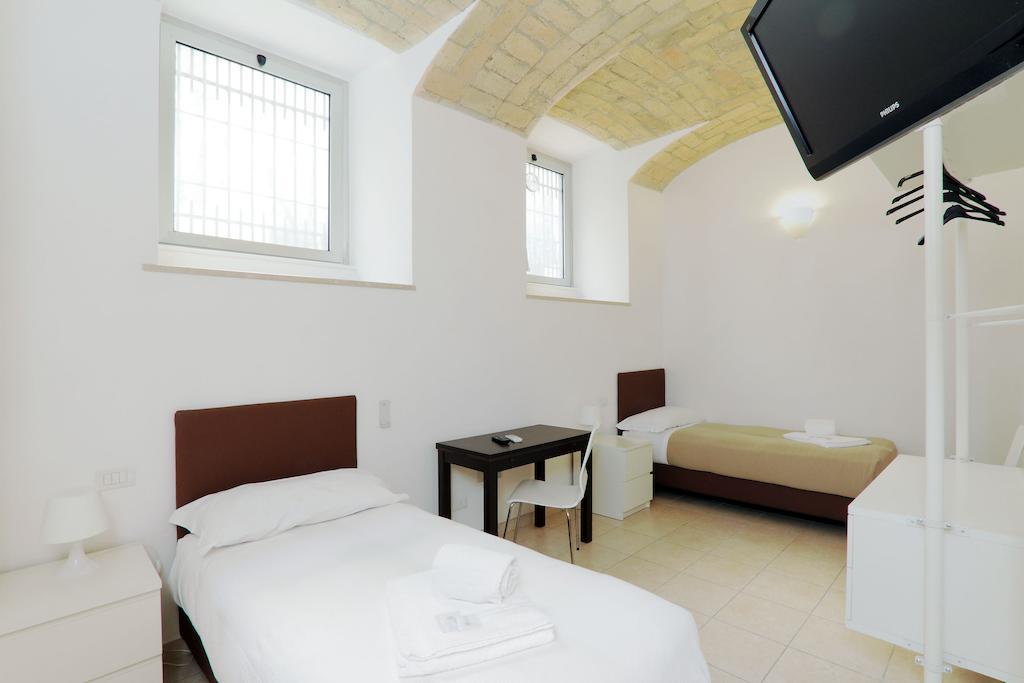 רומא Vatican Rooms Guest House חדר תמונה